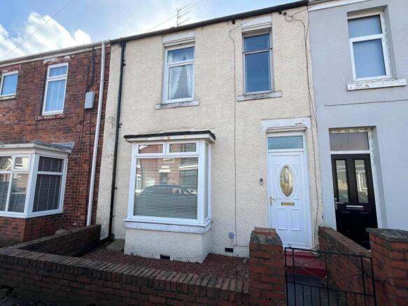 3 bed property, in Alexandra Terrace, £110,000