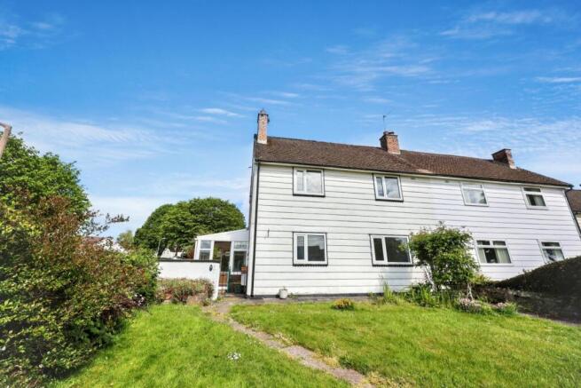 3 bed property, in 1 Tai Llanbedr, £210,000