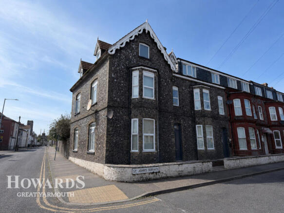 1 bed property, in St Johns Terrace, £90,000
