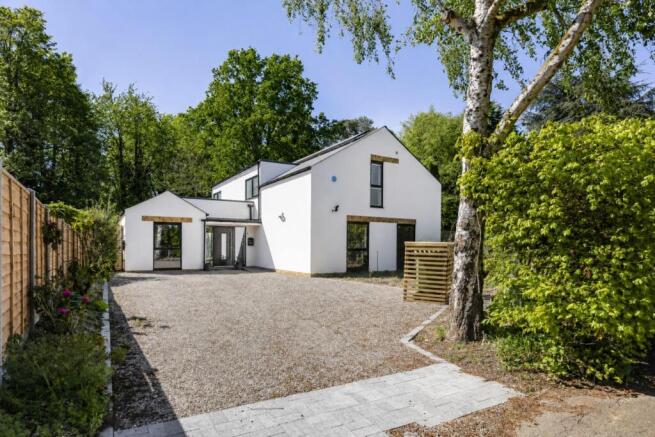 5 bed property, in Makins Road, £1,650,000