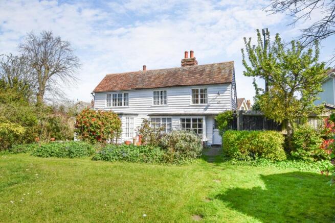 3 bed property, in Lock Hill, £425,000