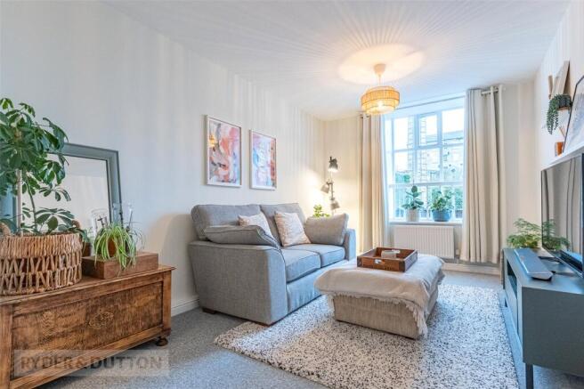2 bed property, in Wharf Street, £110,000