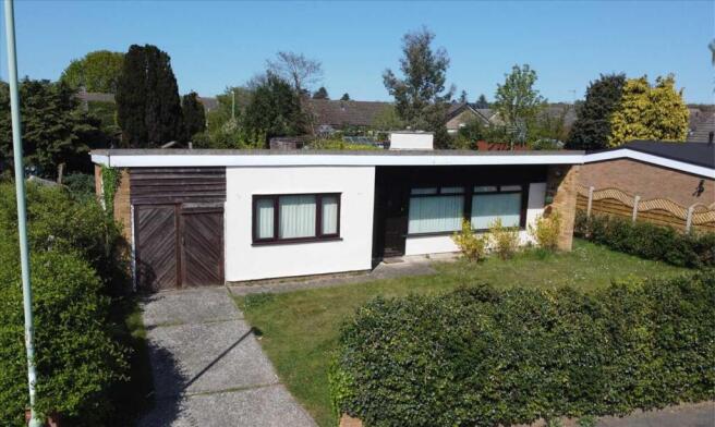3 bed property, in Grange Lane, £360,000