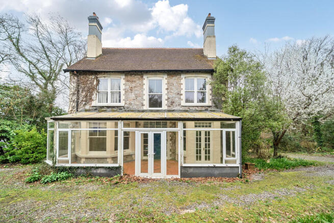 5 bed property, in Ashburton, £650,000