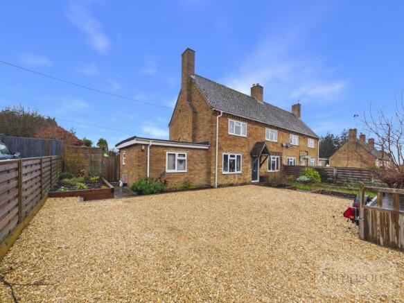 3 bed property, in Church Rise, £425,000