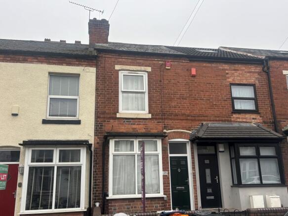 4 bed property, in Winnie Road, £280,000