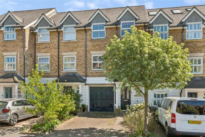 4 bed property, in Chancery Mews SW17, £1,195,000