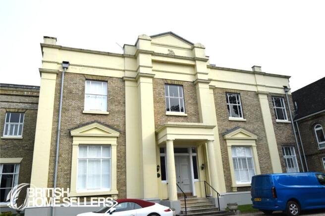 1 bed property, in Honeypot Lane, £340,000