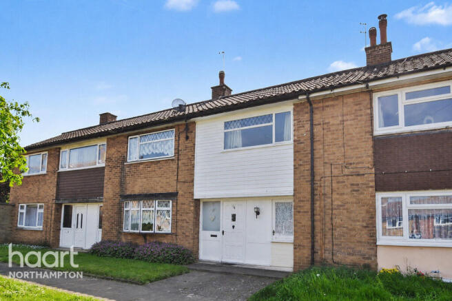 3 bed property, in Swale Drive, £215,000