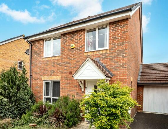 4 bed property, in Ken Bellringer Way, £475,000