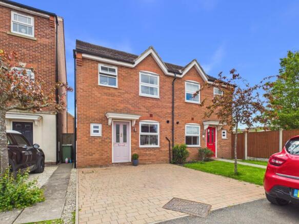 3 bed property, in Charles Street, £210,000