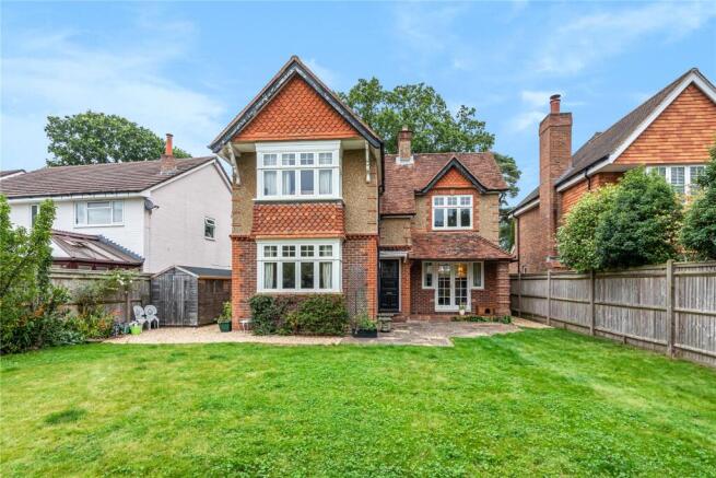 3 bed property, in Red House Lane, £750,000