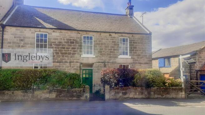 6 bed property, in Holme Farm And The Folly, £450,000