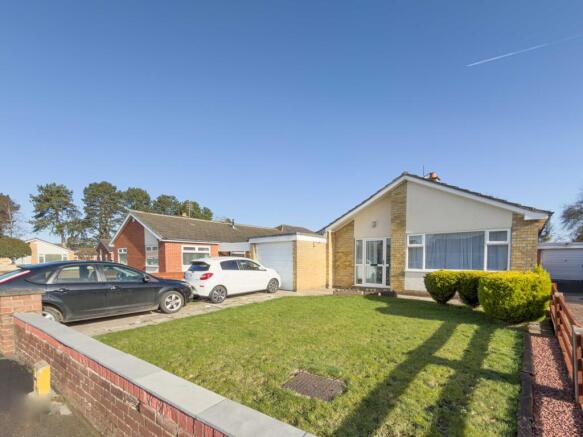 3 bed property, in Green Lane East, £310,000