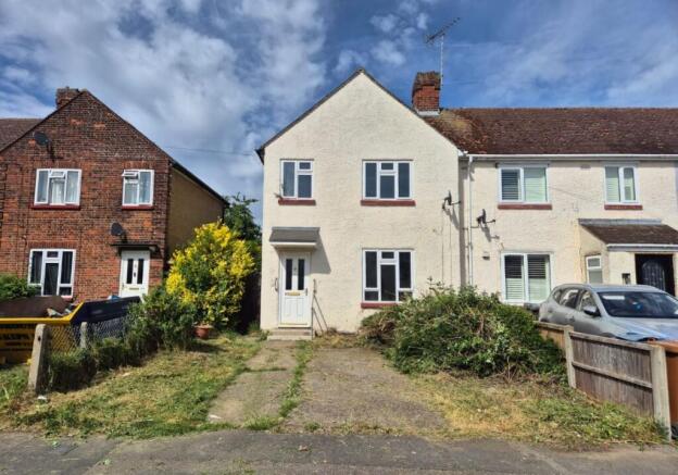 3 bed property, in 45 Cundalls Road, £250,000