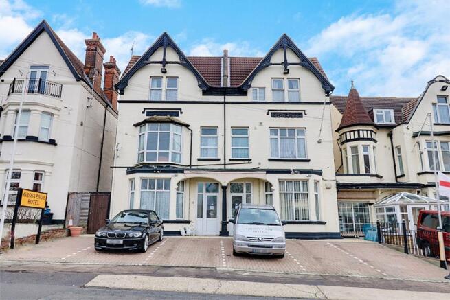 17 bed property, in Grosvenor Road, £1,050,000