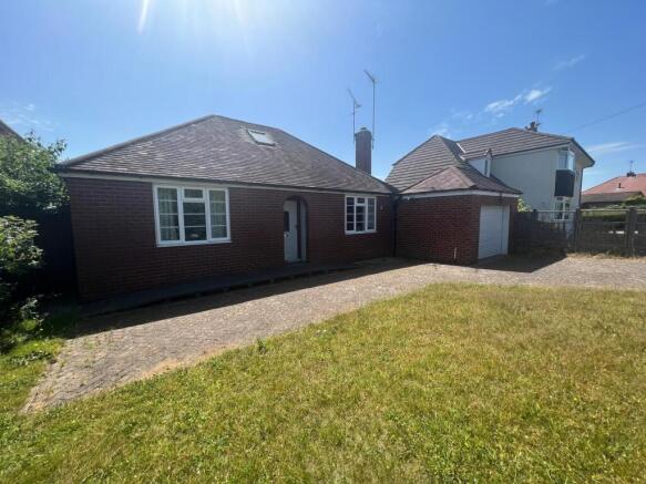 3 bed property, in 79 Rackford Road, £230,000