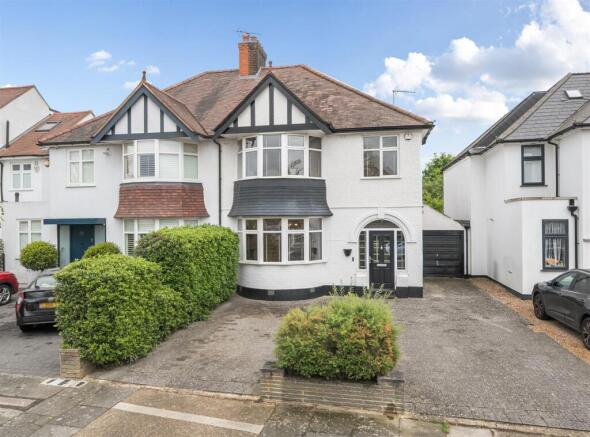 4 bed property, in Wren Avenue, £1,250,000
