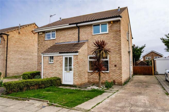 2 bed property, in Orion Way, £100,000