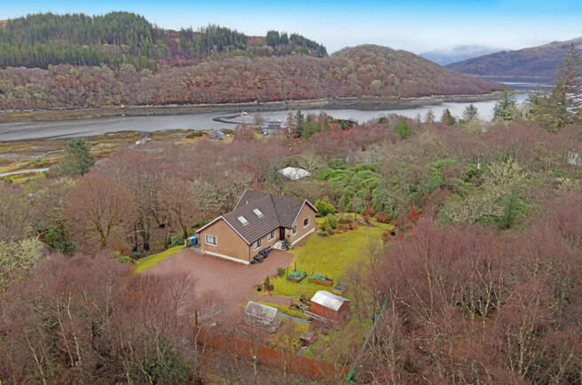6 bed property, in Salen, £380,000