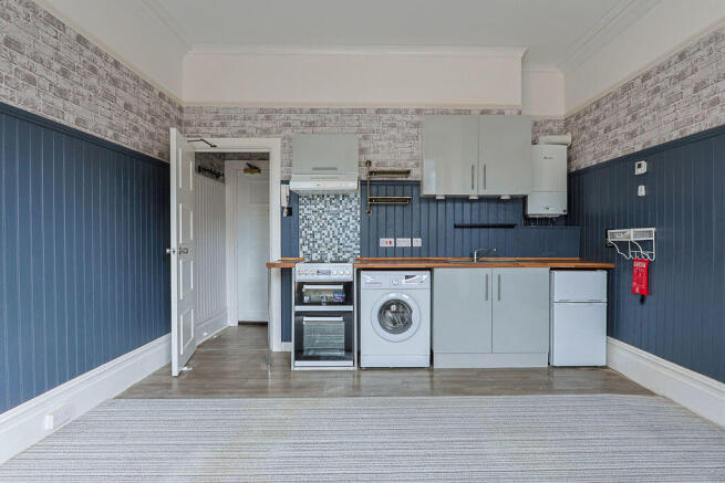 Studio, in Stourcliffe Avenue, £90,000
