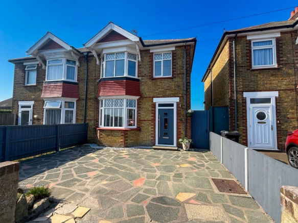 3 bed property, in Warten Road, £350,000