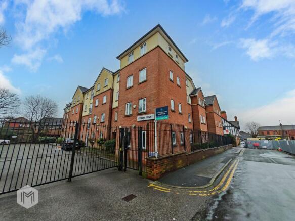 2 bed property, in Harriet Street, £80,000