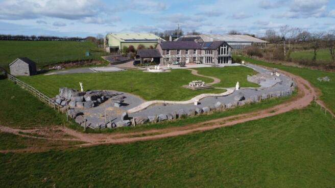 4 bed property, in Llangyndeyrn, £1,250,000