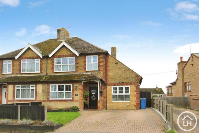 4 bed property, in Warden Road, £425,000