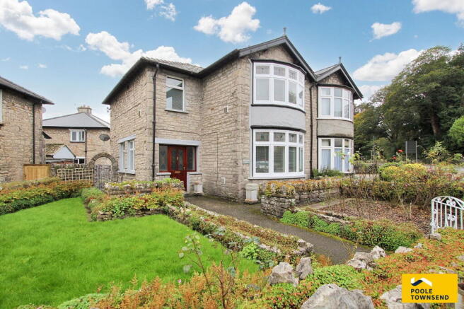 3 bed property, in Milnthorpe Road, £305,000