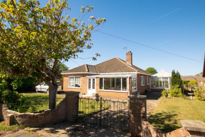 3 bed property, in Non-Estate Bungalow in Heacham, £340,000