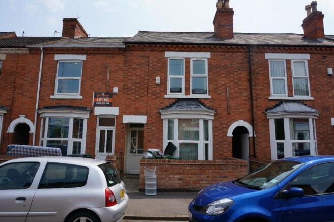 5 bed property, in Broad Street, £375,000