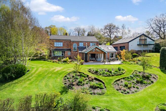 4 bed property, in Tarporley home with over 6, £1,500,000