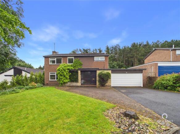 4 bed property, in Longdean Park, £449,950