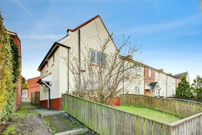 Land, in 41 Pemberton Avenue, £50,000