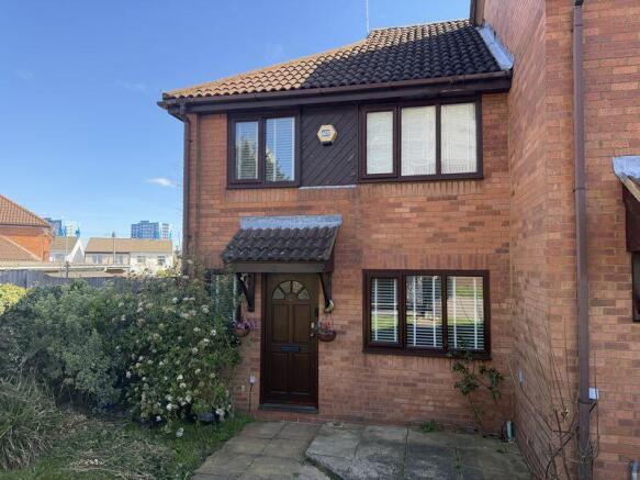 3 bed property, in Haverdale, £290,000