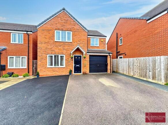 4 bed property, in Sheepwash Way, £330,000