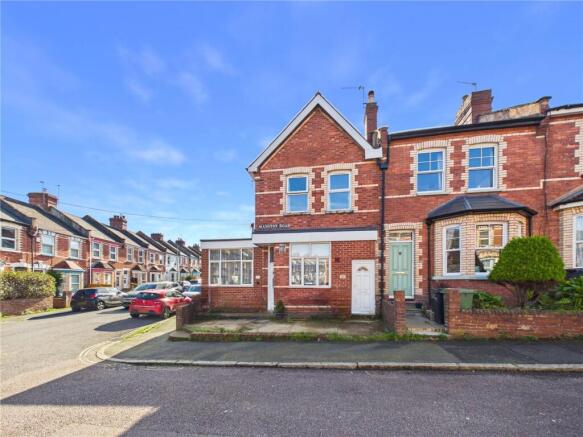 1 bed property, in Manston Road, £140,000