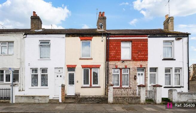 3 bed property, in Devonshire Road, £240,000