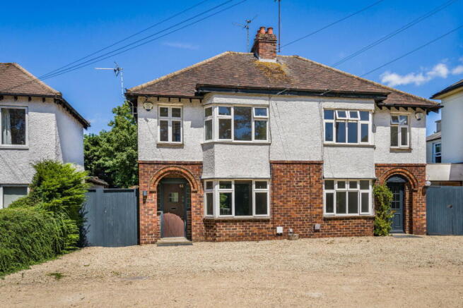 3 bed property, in New Barn Lane, £385,000