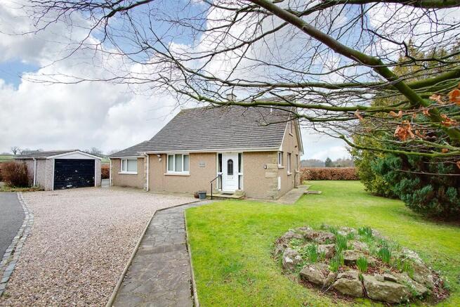 3 bed property, in Beech House, £425,000