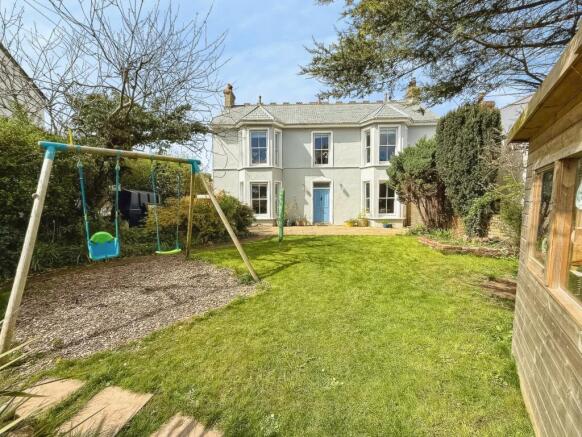 3 bed property, in Fore Street, £535,000