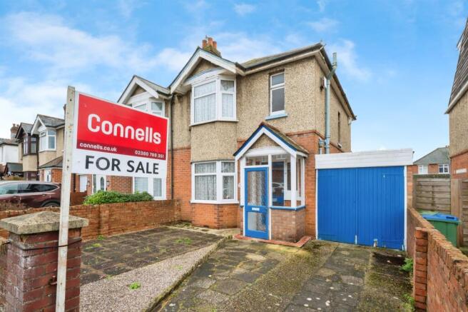 3 bed property, in Stanton Road, £265,000