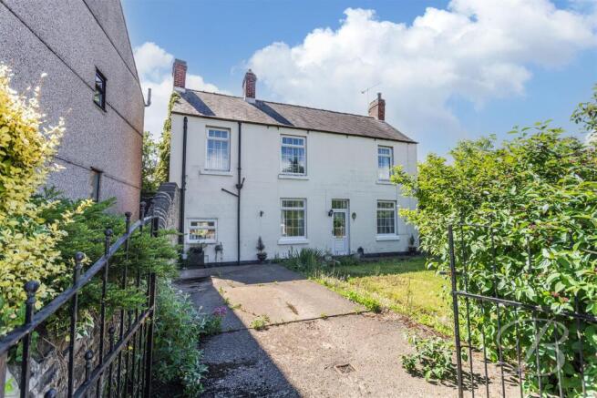 3 bed property, in Warsop Road, £350,000