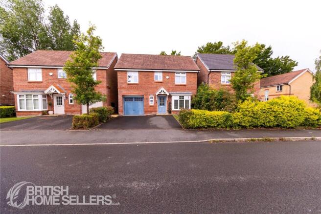 3 bed property, in Denby Way, £340,000