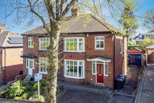 3 bed property, in Mylor Road, £475,000