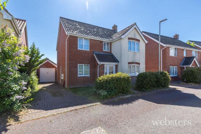 5 bed property, in Tizzick Close, £350,000
