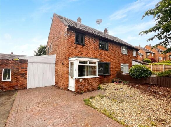 3 bed property, in Chatford Drive, £210,000