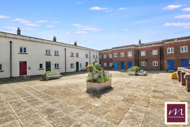 2 bed property, in Wedgewood Street, £167,000