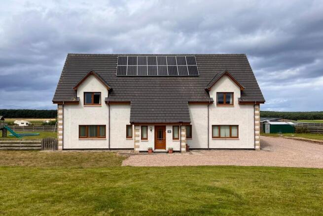 7 bed property, in Anoch Lea, £625,000